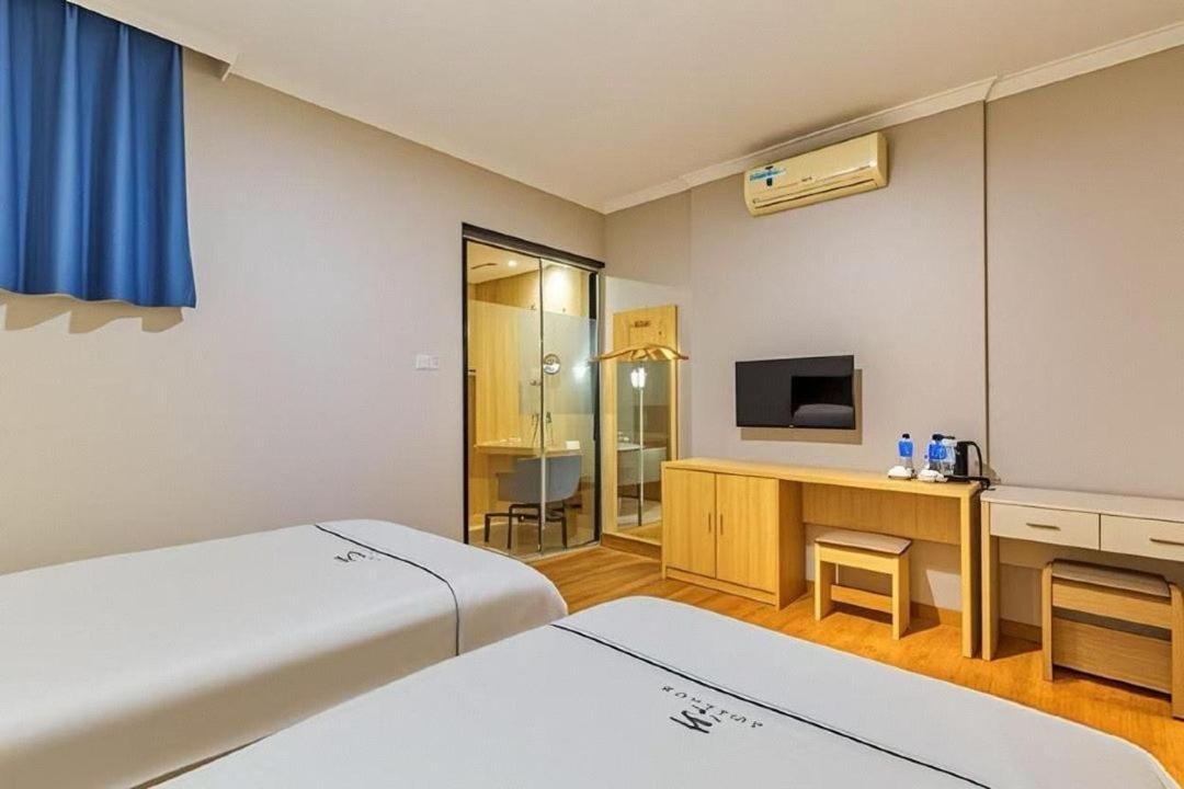 Qiqiaowu Hotel Beijing Daxing Airport Line Caoqiao Subway Station Branch المظهر الخارجي الصورة